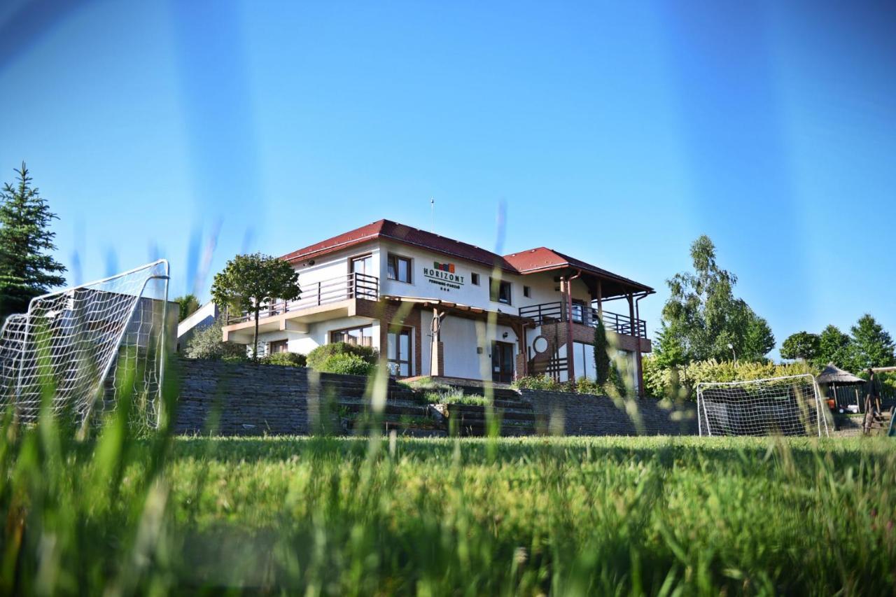 Horizont Panzio Bed & Breakfast Odorheiu Secuiesc Ngoại thất bức ảnh