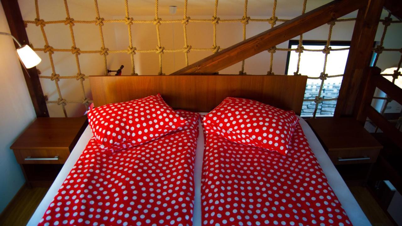 Horizont Panzio Bed & Breakfast Odorheiu Secuiesc Ngoại thất bức ảnh