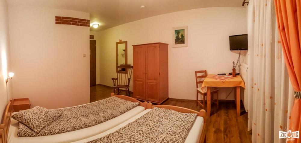 Horizont Panzio Bed & Breakfast Odorheiu Secuiesc Ngoại thất bức ảnh